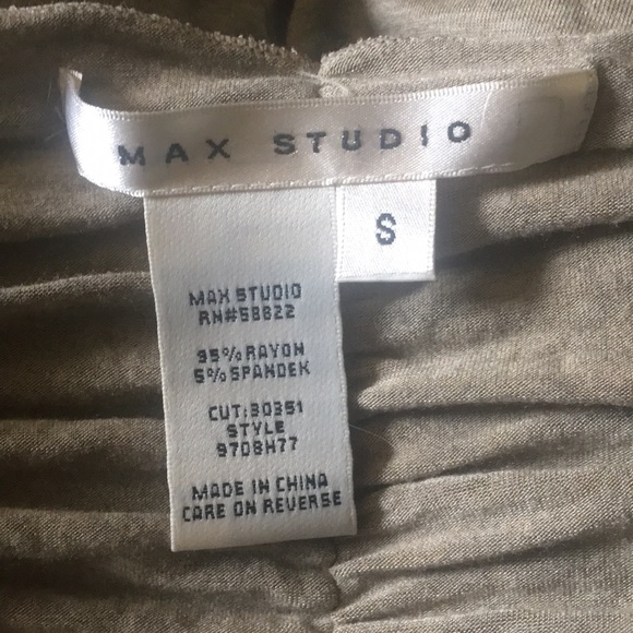 MAX STUDIO Gathered Top - Picture 5 of 5